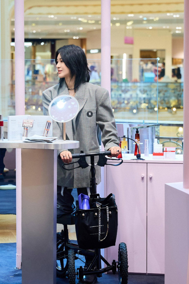 《巴黎合伙人》双店经营迎考验 国货出海渠道再升级